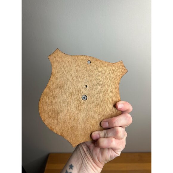 Small wooden vintage faux bear head ball decor black bear taxidermy plaque - Picture 3 of 5